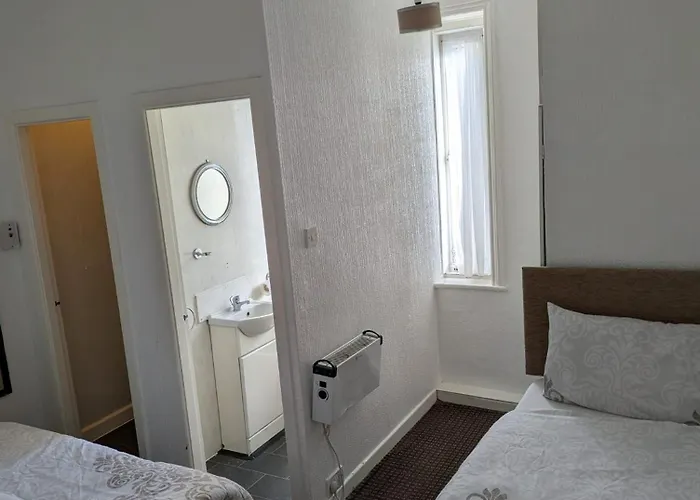 Fern Villa Hotel - Albert Road Blackpool